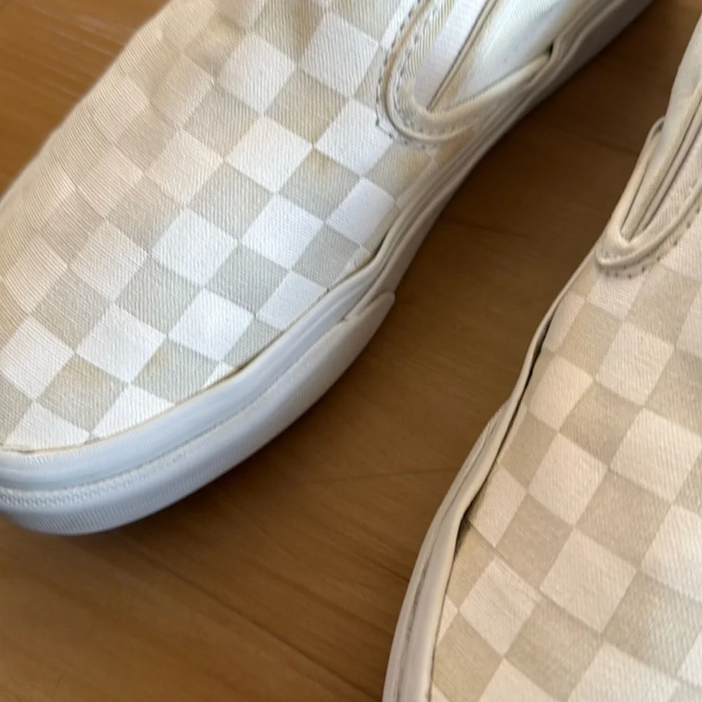 VANS CLASSIC CHECKERBOARD SLIP ON CANVAS SKATE SHOE CREAM WHITE SIZE M:5 W:6.5